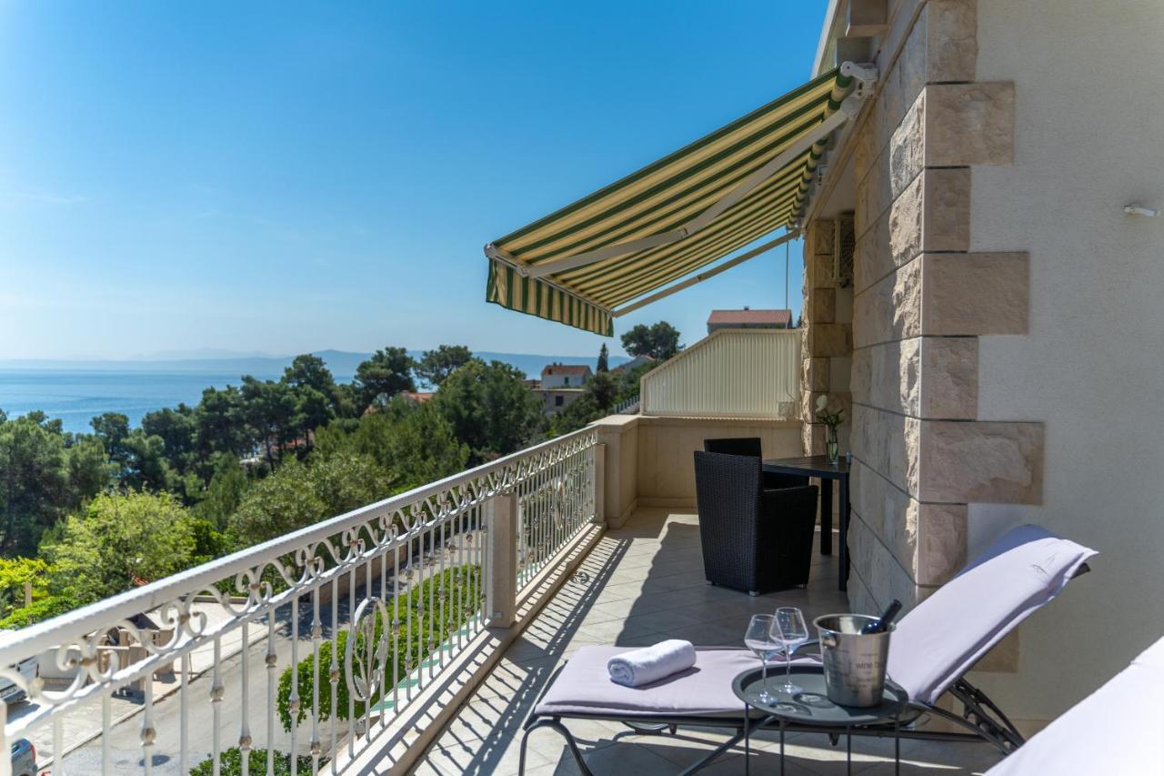 Apartments Siesta Сумартин Экстерьер фото
