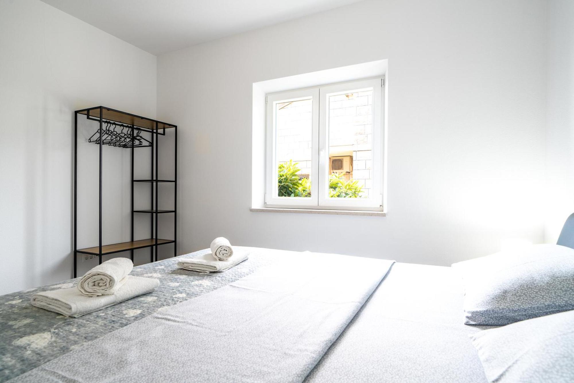Apartments Siesta Сумартин Экстерьер фото