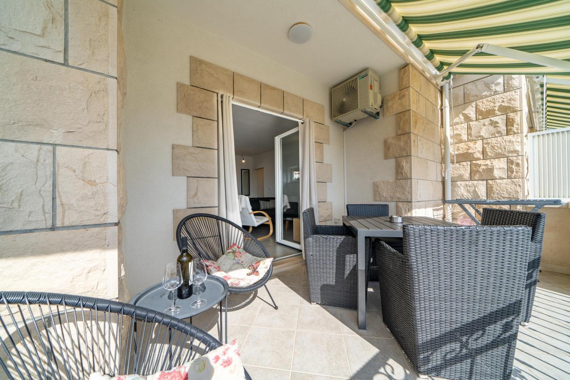 Apartments Siesta Сумартин Экстерьер фото