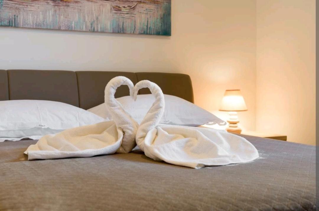 Apartments Siesta Сумартин Экстерьер фото
